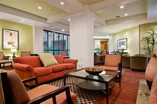 фото отеля Hilton Suites Brentwood