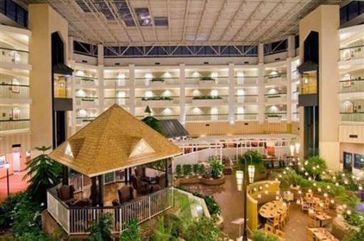 фото отеля Hilton Suites Brentwood