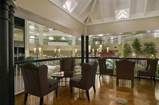 фото отеля Hilton Suites Brentwood