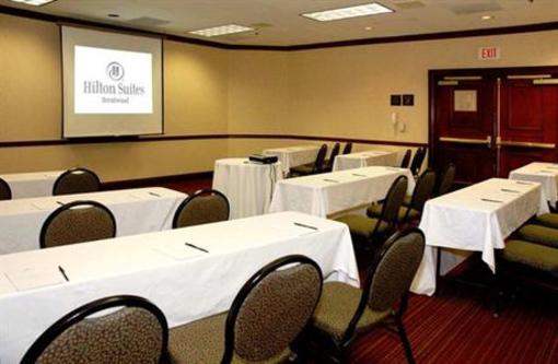 фото отеля Hilton Suites Brentwood