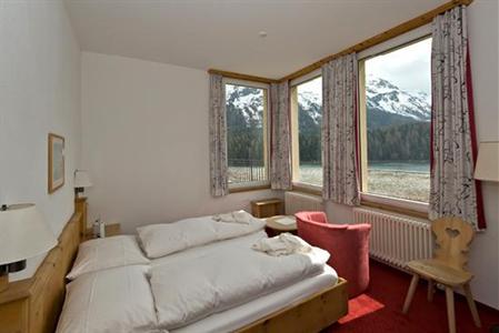 фото отеля Waldhaus am See Hotel St. Moritz