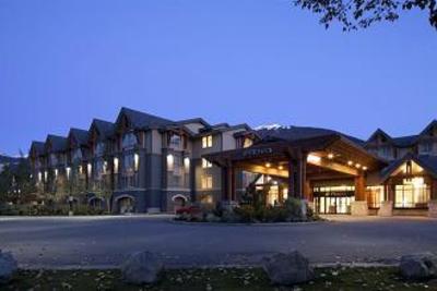 фото отеля Aava Whistler Hotel