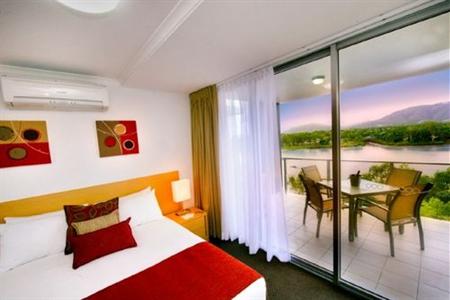 фото отеля The Edge Luxury Apartment Hotel