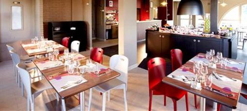 фото отеля Campanile Hotel Livry-Gargan