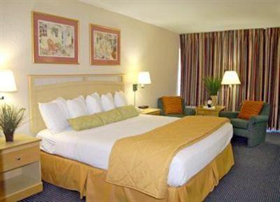фото отеля Cabot Lodge Lake City