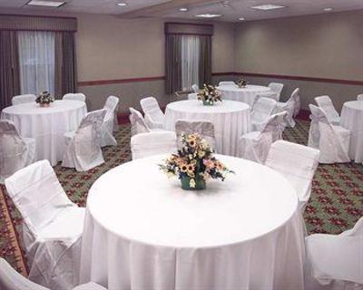 фото отеля Hampton Inn & Suites Petoskey