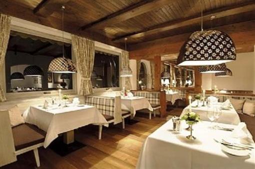фото отеля Hotel Der Bär Ellmau