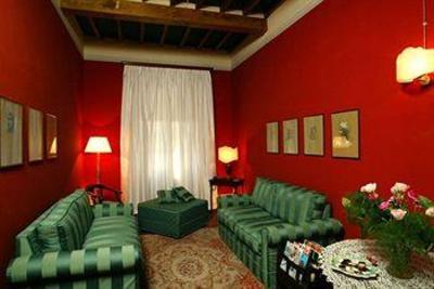 фото отеля Residenza Palazzo Visdomini Pietrasanta