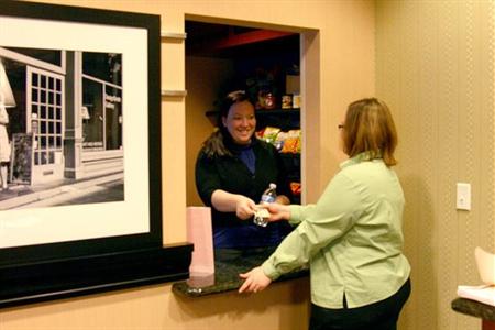 фото отеля Hampton Inn & Suites Brownsburg