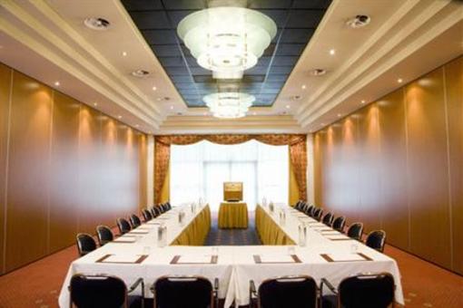 фото отеля Crowne Plaza Hotel Maastricht