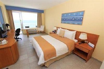 фото отеля Howard Johnson Plaza Hotel Manta Ecuador
