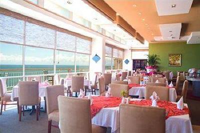 фото отеля Howard Johnson Plaza Hotel Manta Ecuador