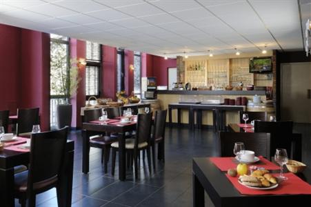 фото отеля Kyriad Hotel Montelimar