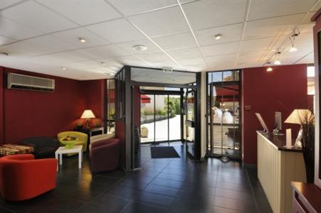 фото отеля Kyriad Hotel Montelimar