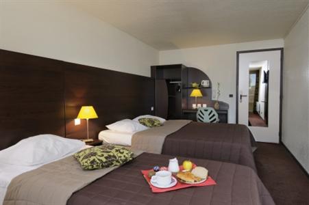 фото отеля Kyriad Hotel Montelimar