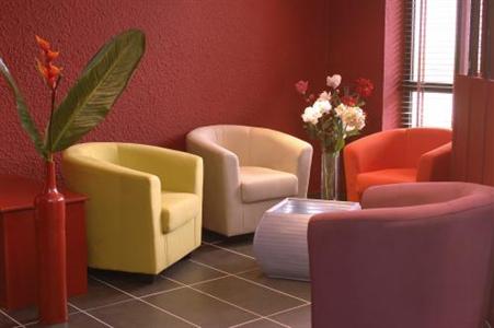 фото отеля Kyriad Hotel Montelimar