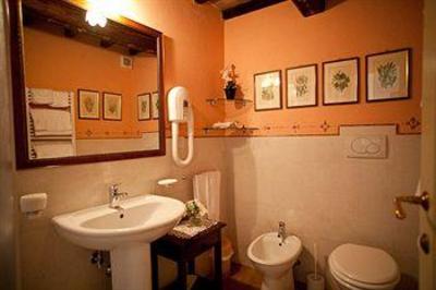 фото отеля Torre Sangiovanni Bed & Breakfast Todi