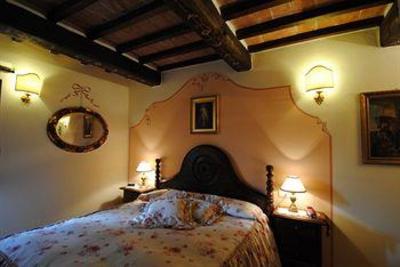 фото отеля Torre Sangiovanni Bed & Breakfast Todi