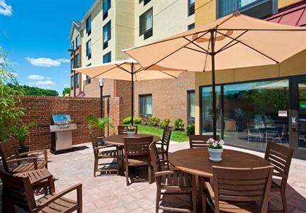 фото отеля TownePlace Suites Bethlehem Easton