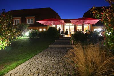 фото отеля Hotel & Restaurant Zum Kap Arkona