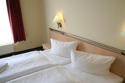 фото отеля Hotel & Restaurant Zum Kap Arkona