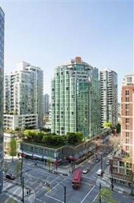 фото отеля Rosedale on Robson