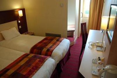 фото отеля Kyriad Hotel Beaune
