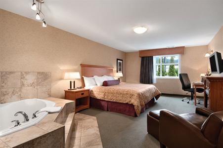 фото отеля BEST WESTERN Sicamous Inn
