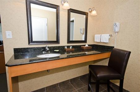 фото отеля BEST WESTERN Sicamous Inn