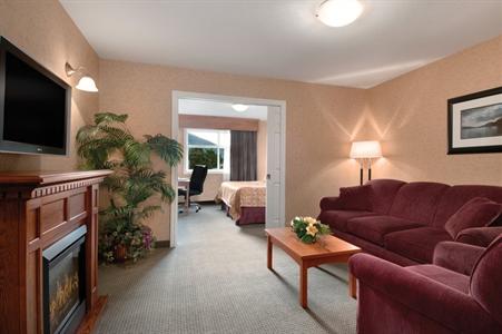 фото отеля BEST WESTERN Sicamous Inn