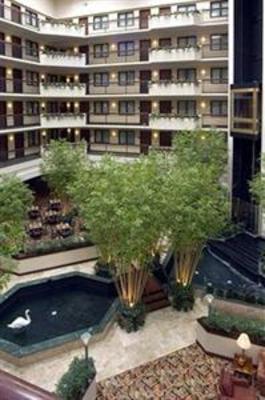 фото отеля Embassy Suites Dulles Airport Herndon