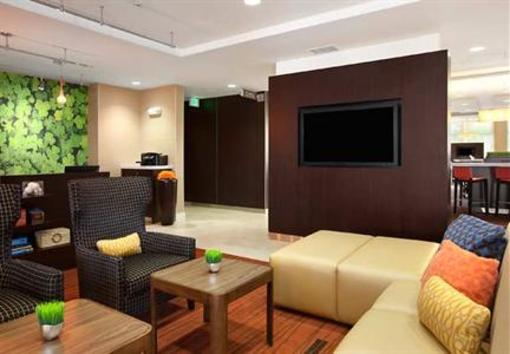 фото отеля Courtyard by Marriott Ventura - Simi Valley