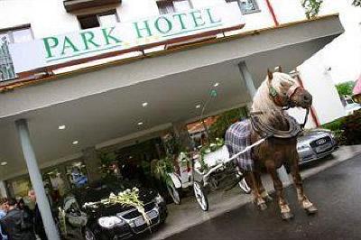 фото отеля Parkhotel Hluboka nad Vltavou