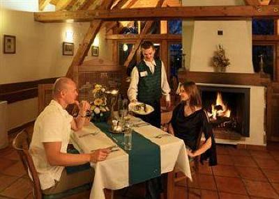 фото отеля Parkhotel Hluboka nad Vltavou