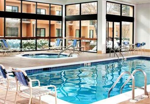 фото отеля Courtyard by Marriott Philadelphia Valley Forge