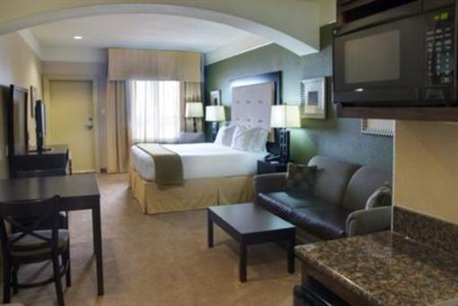 фото отеля Holiday Inn Express Hotel & Suites Galveston West - Seawall