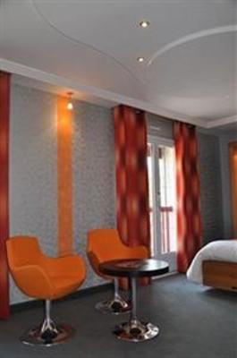 фото отеля Hotel Restaurant Le Fruitier Villedieu-les-Poeles