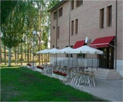 фото отеля Hotel Puerta Pinares Abejar