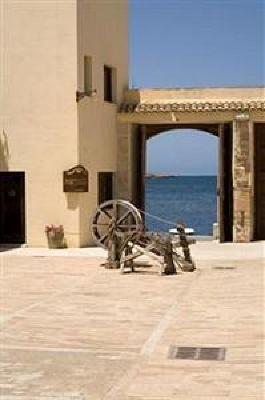 фото отеля FH Tonnara Di Bonagia Resort