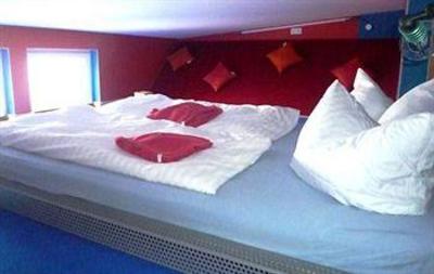 фото отеля Arche Noah Aparthotel Horumersiel