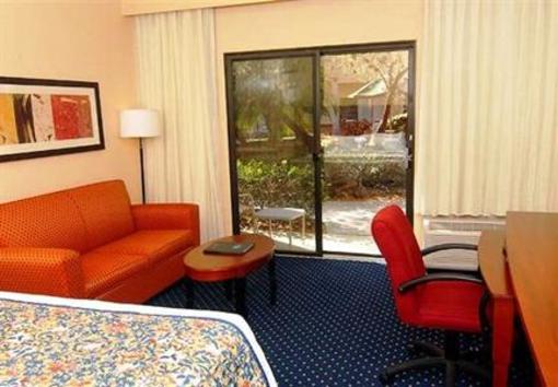 фото отеля Courtyard Melbourne West
