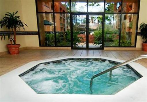 фото отеля Courtyard Melbourne West