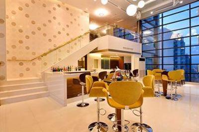 фото отеля Aetas Lumpini Hotel Bangkok