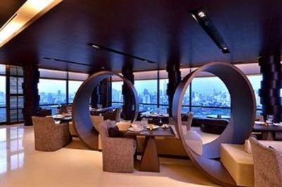 фото отеля Aetas Lumpini Hotel Bangkok