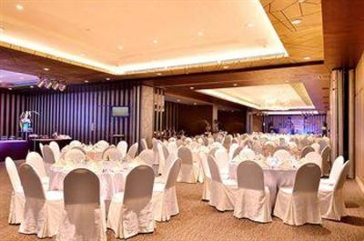 фото отеля Aetas Lumpini Hotel Bangkok