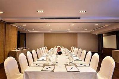 фото отеля Aetas Lumpini Hotel Bangkok