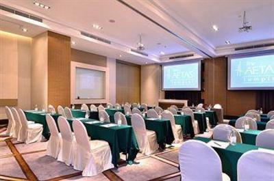 фото отеля Aetas Lumpini Hotel Bangkok