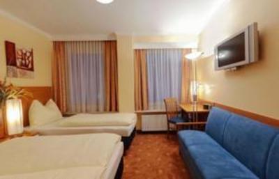 фото отеля Hotel Garni Evido