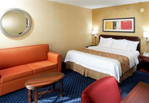 фото отеля Courtyard by Marriott State College