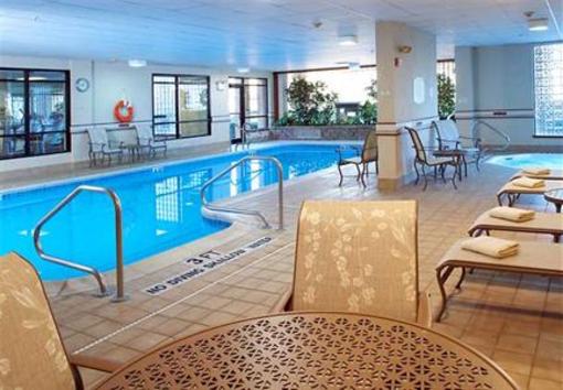фото отеля Courtyard by Marriott State College